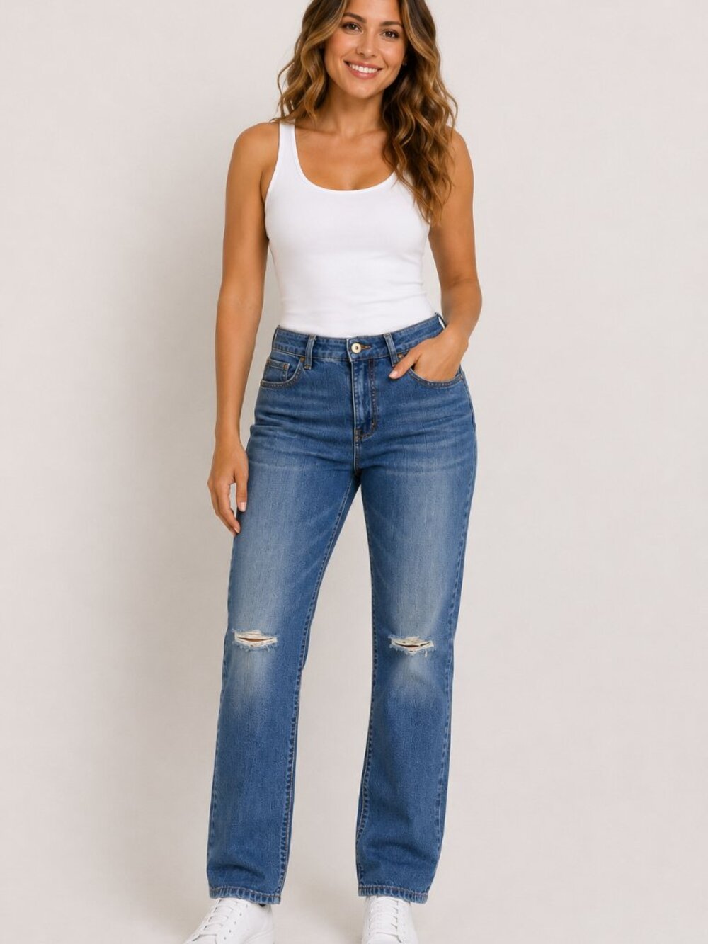 Santana Jeans Women’s Blue Denim Straight Leg Distressed Jeans –Size 10X30